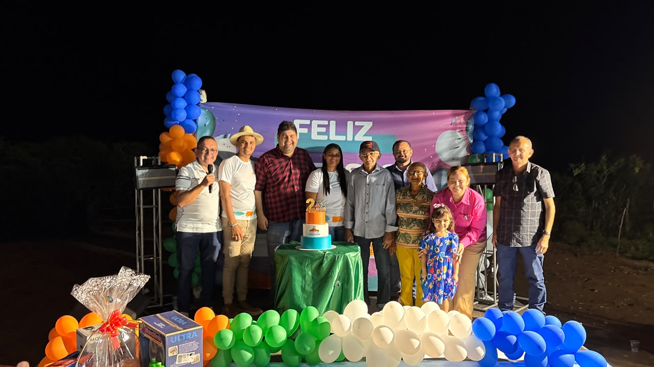 Convidados no palco do aniversário da ACOSA